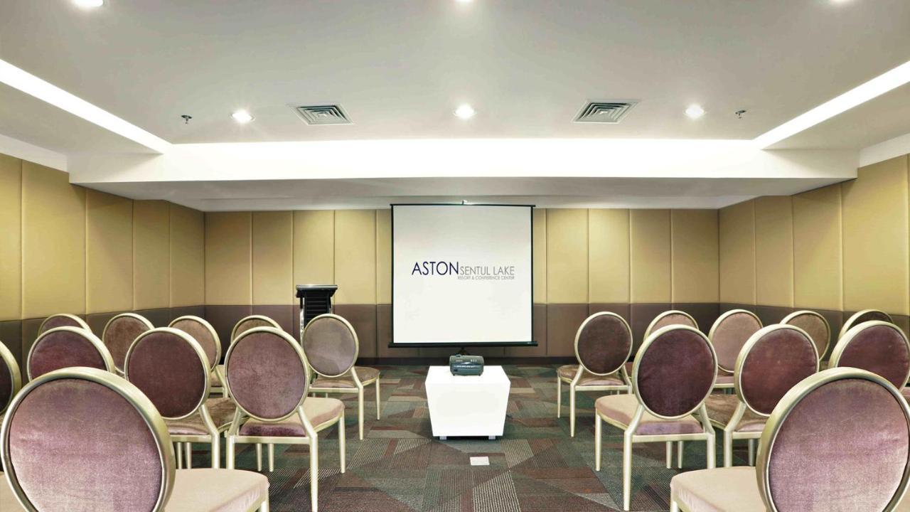 Aston Sentul Lake Resort & Conference Center Bogor Kültér fotó